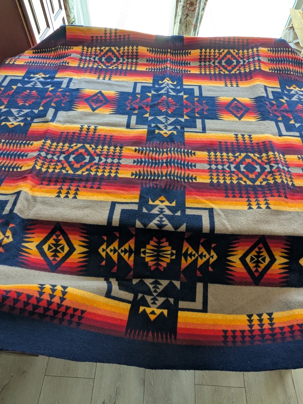 PENDLETON BLANKET REMNANT NAVY CHIEF JOSEPH Fabric with Felt Binding - Picture 6 of 6